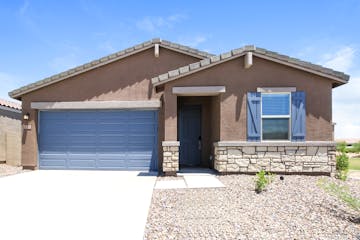 4386 W GREENLEAF DR San Tan Valley, AZ 85142
